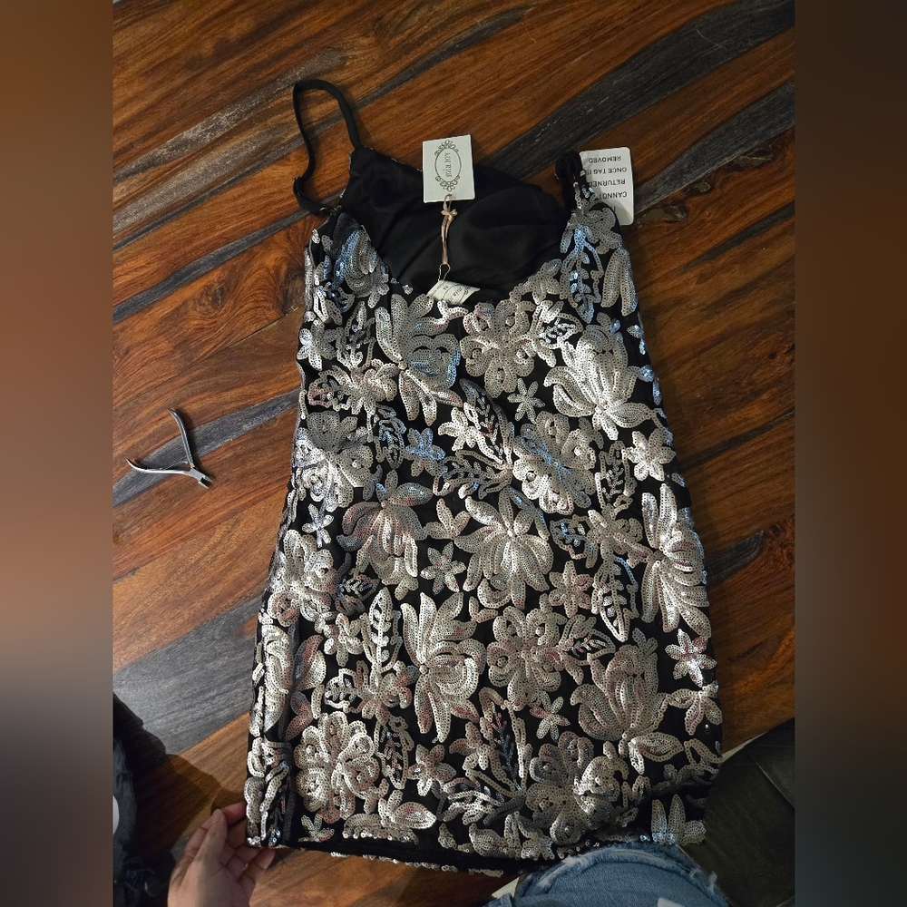 MiaJoy Sequined VESPER DRESS XS - Picture 5 of 7